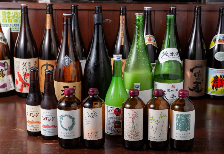 お酒の飲み比べメニューが人気！